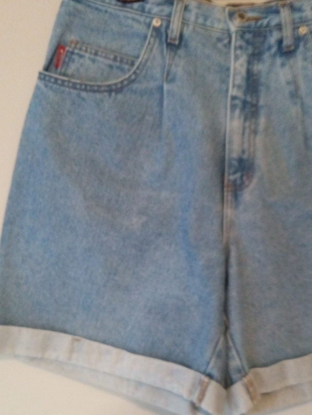 Vintage Y2K High Rise Mom Jean Shorts by B.U.M. Equipment - Picture 4 of 7